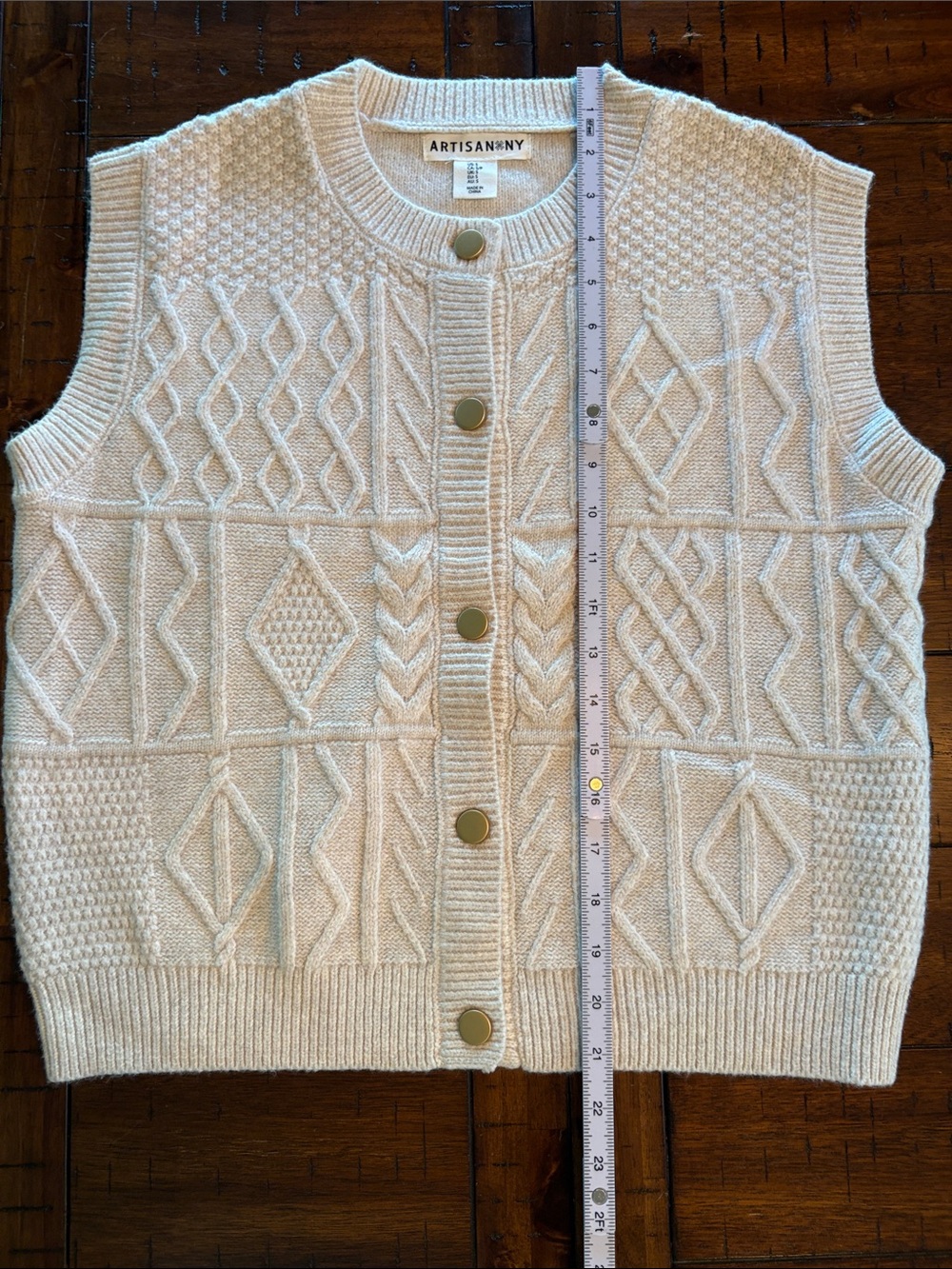 Artisan NY Cream Cable Knit Button Vest - Soft, Quiet Luxury, Classic Sz S - Picture 5 of 7